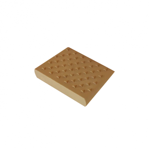 Blister 6 Cuñas para macetas y martillos